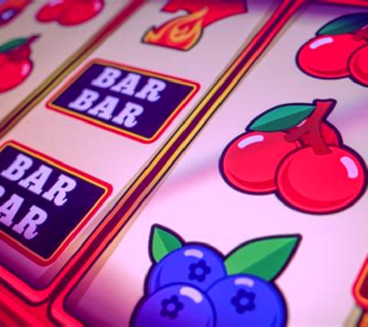 100 Multi slot game