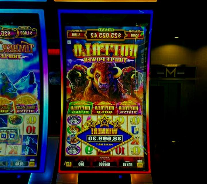 100 Super Power slot machine