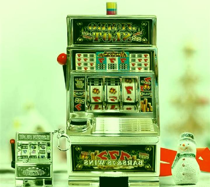 15 Coin Bank Bust slot machine