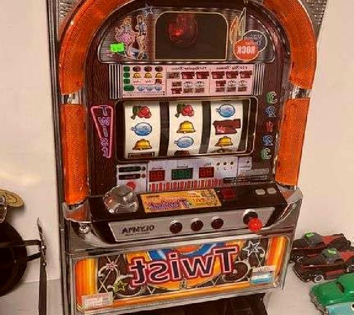 20 Hot Twist slot machine