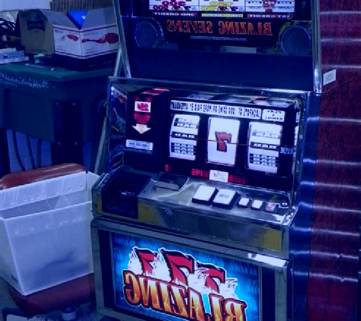25 Sizzling Hot Deluxe slot machine
