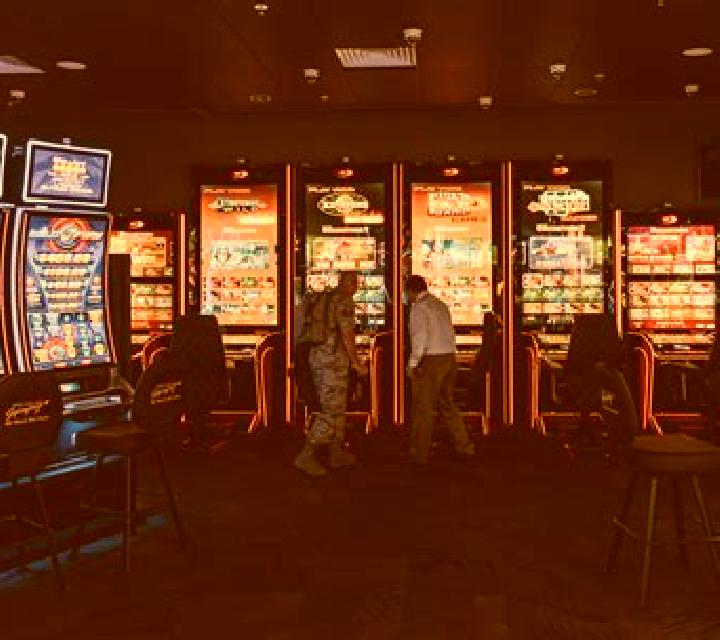 2Night Club slot machine