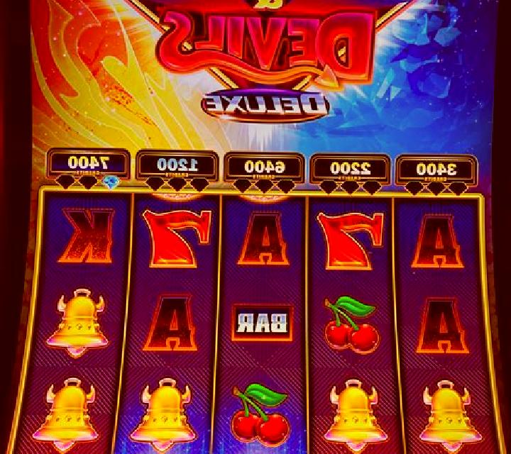 3 Diamonds slot game