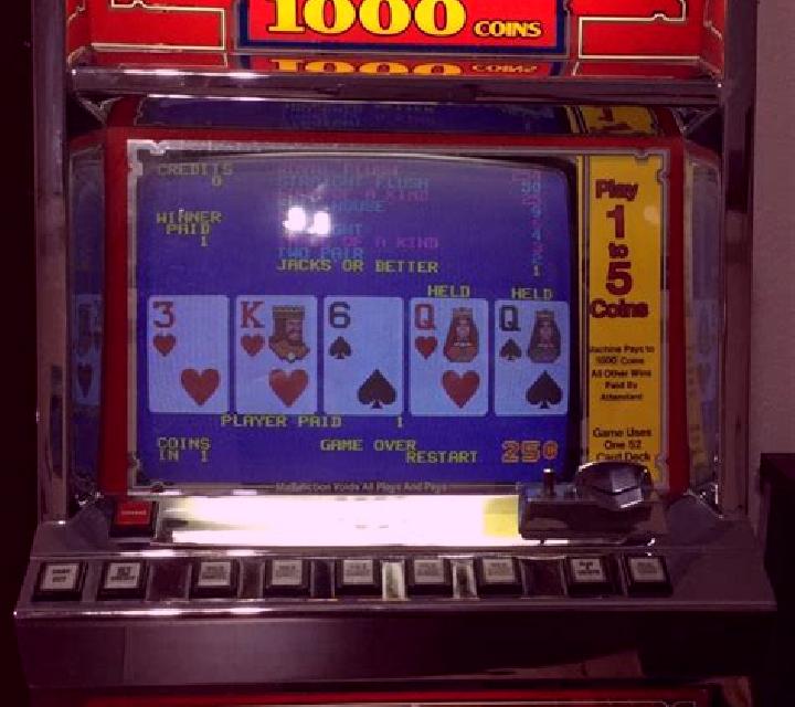 3 Draw Poker Live slot