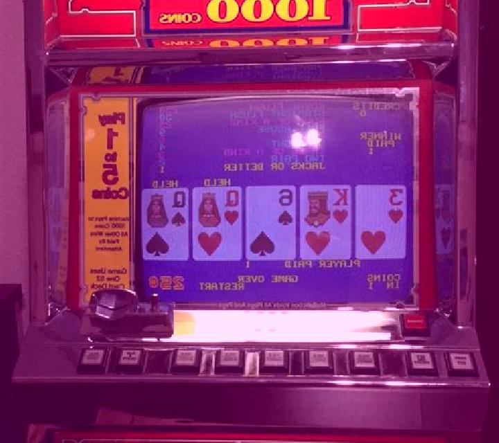 3 Draw Poker Single Player slot game