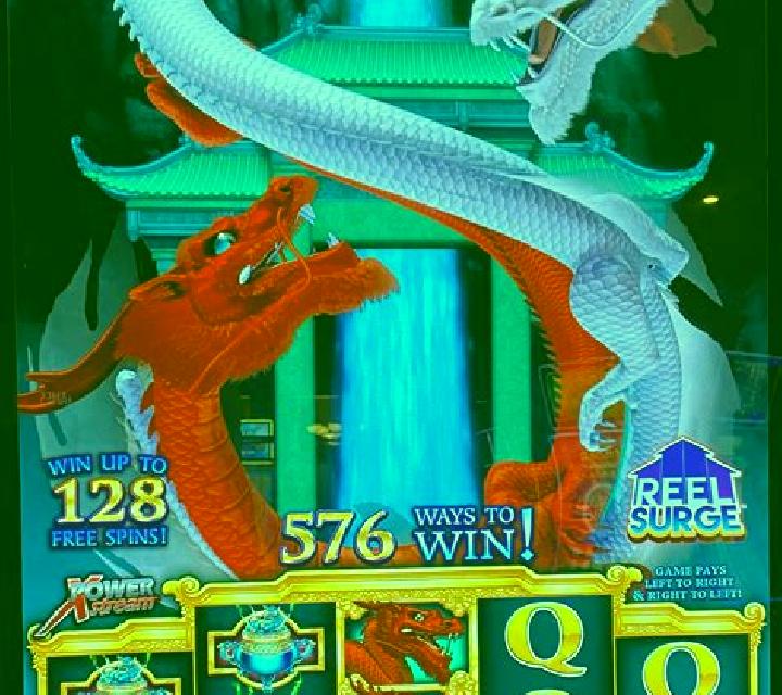 3 Pot Dragons slot machine