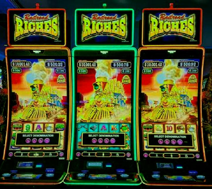 3 Runaway Riches slot machine