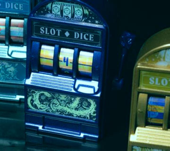 40 Luxury Dice slot machine