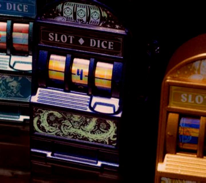 5 Glossy Dice slot machine