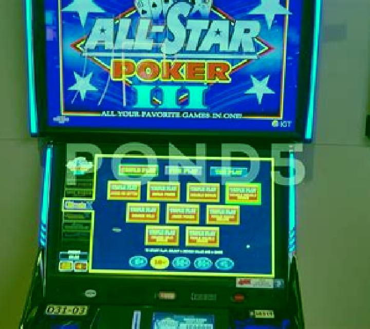 50-Line Coliseum Poker slot machine