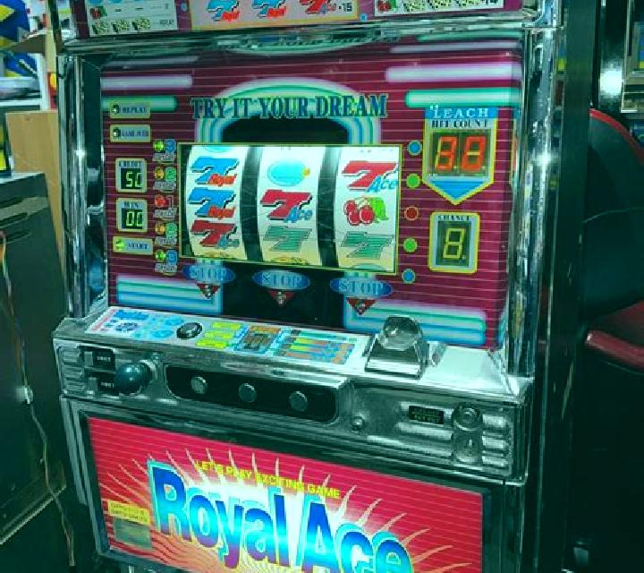 50-Line Face The Ace slot machine