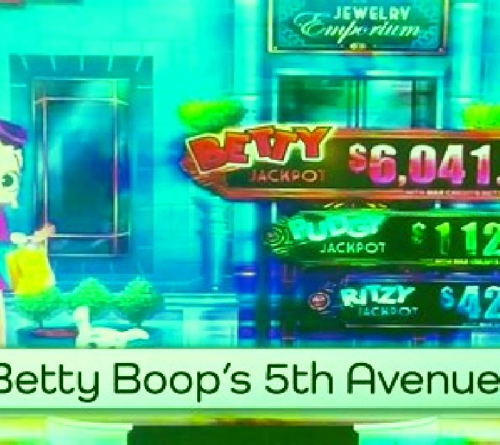 5th Avenue online slot