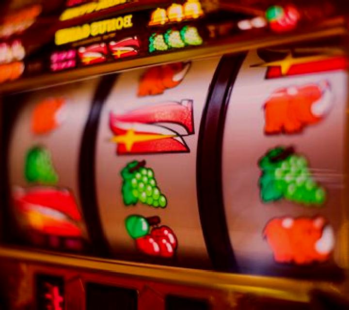 7 Fruits (Octavian Gaming) slot machine