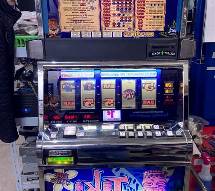 777 Daytona Beach slot game