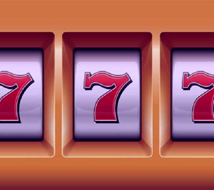7777: Bonus Combo slot