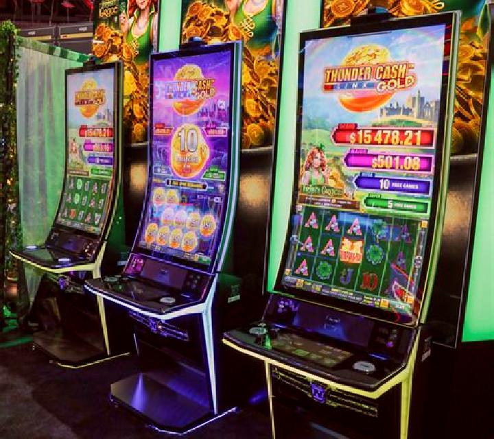 Aces And Faces (Novomatic) slot
