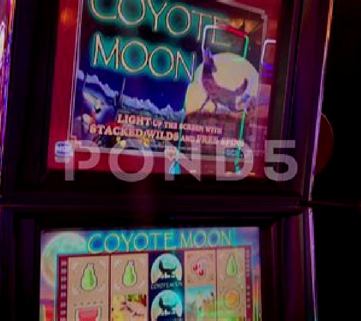 African Moon online slot