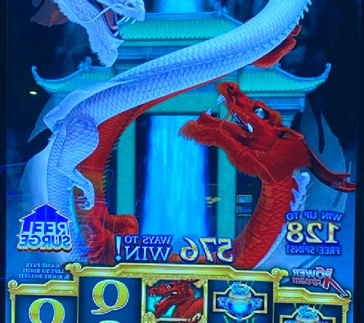 Age of Conquest Diamonds & Dragons slot machine