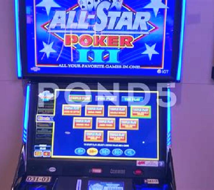 Airjet slot machine