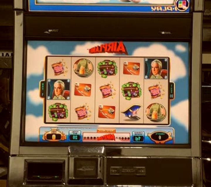 Airplane slot machine