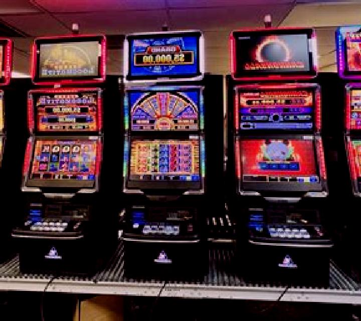 American Life slot machine