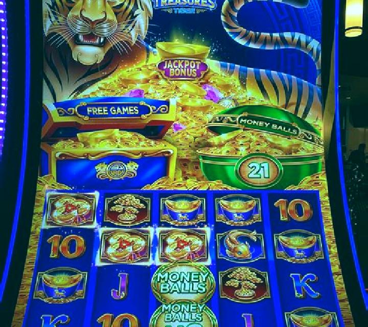 Ammit Treasure slot machine