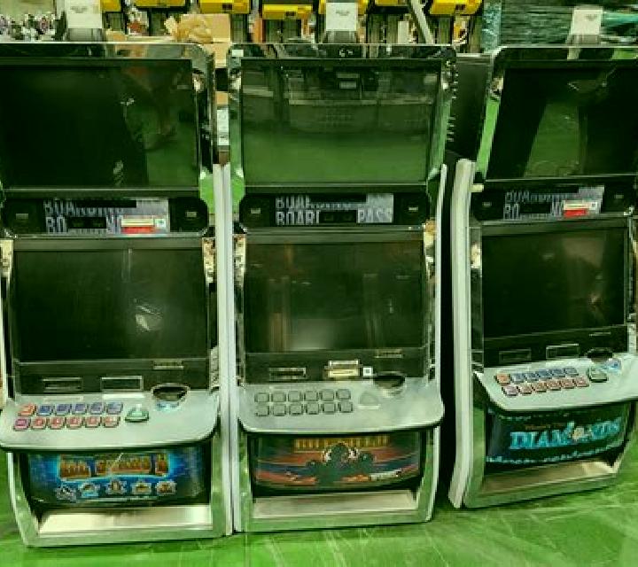 ANAZAGODDOHA DESU UBA WARETA slot machine