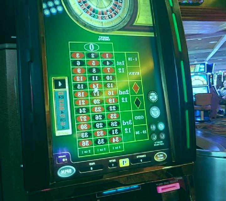 Atom Roulette slot machine