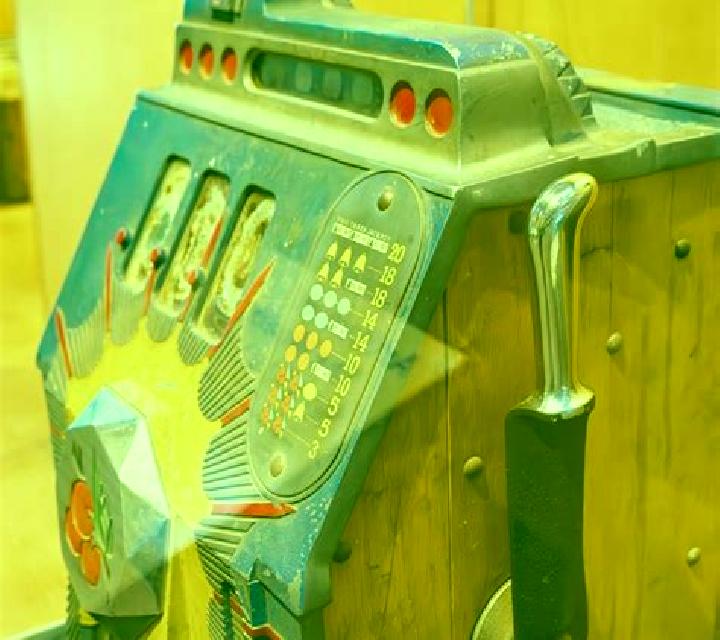 Atom slot machine