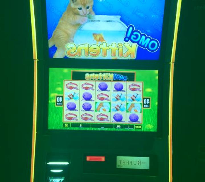 Atomic Kittens slot machine