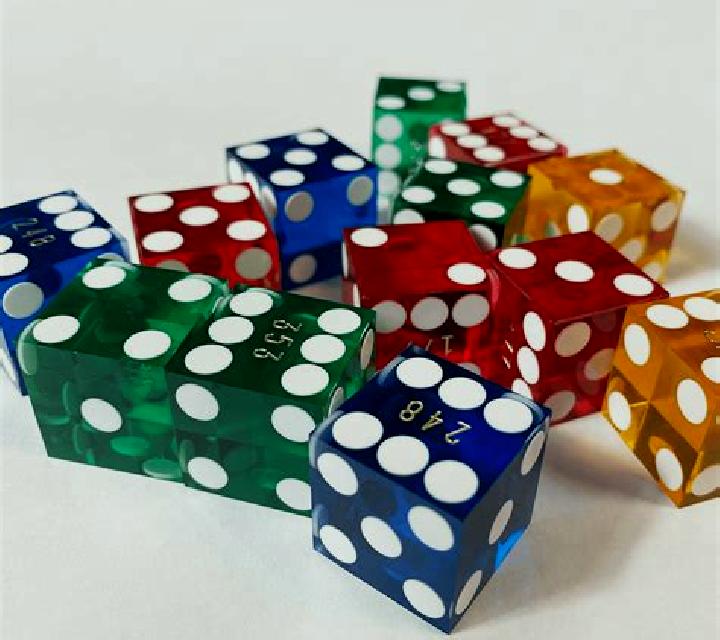 Attraction Dice slot game
