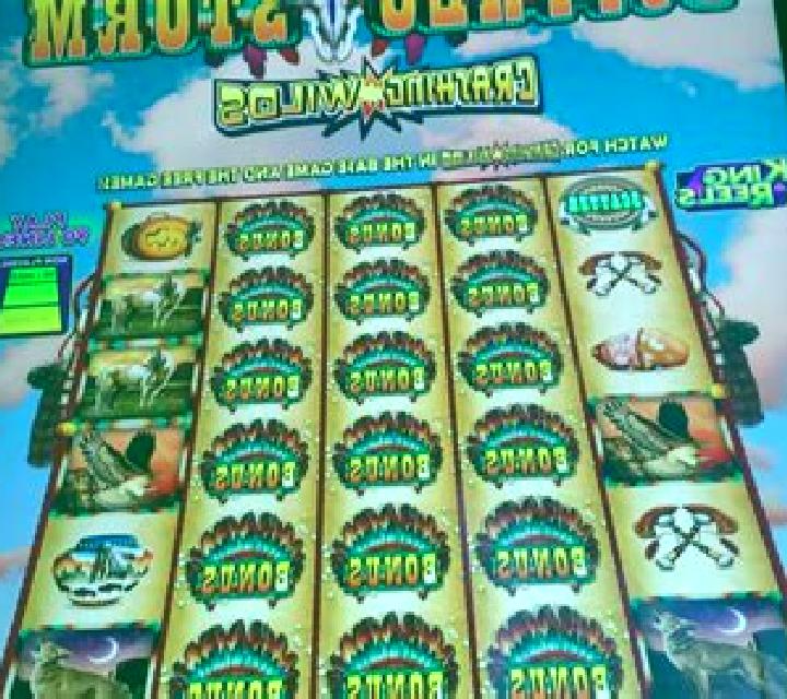 Aurora Storm slot machine