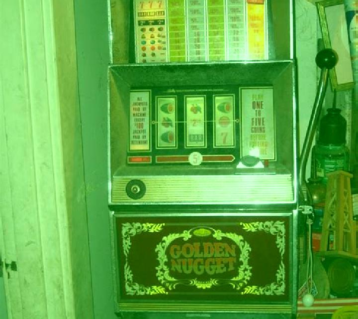 Back to the 70s slot machine