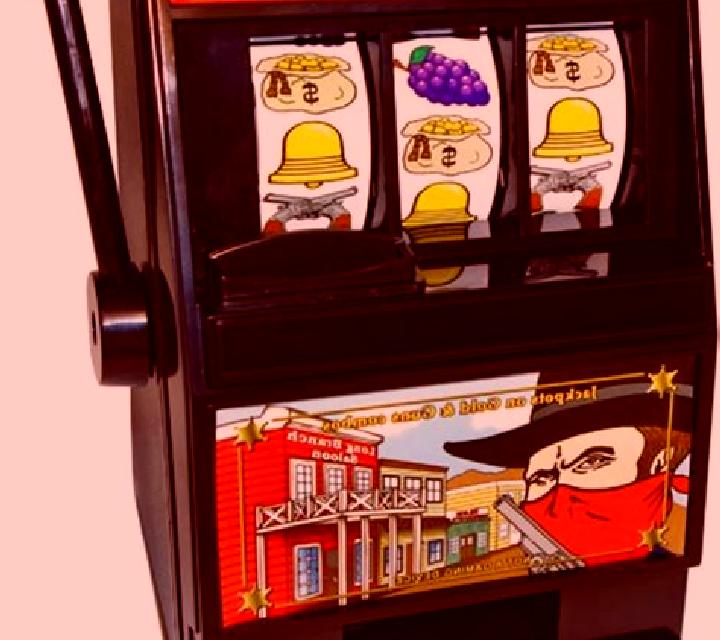 Bandit Gambit slot machine