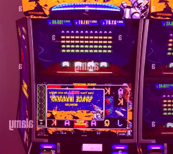 Barn Invaders slot machine