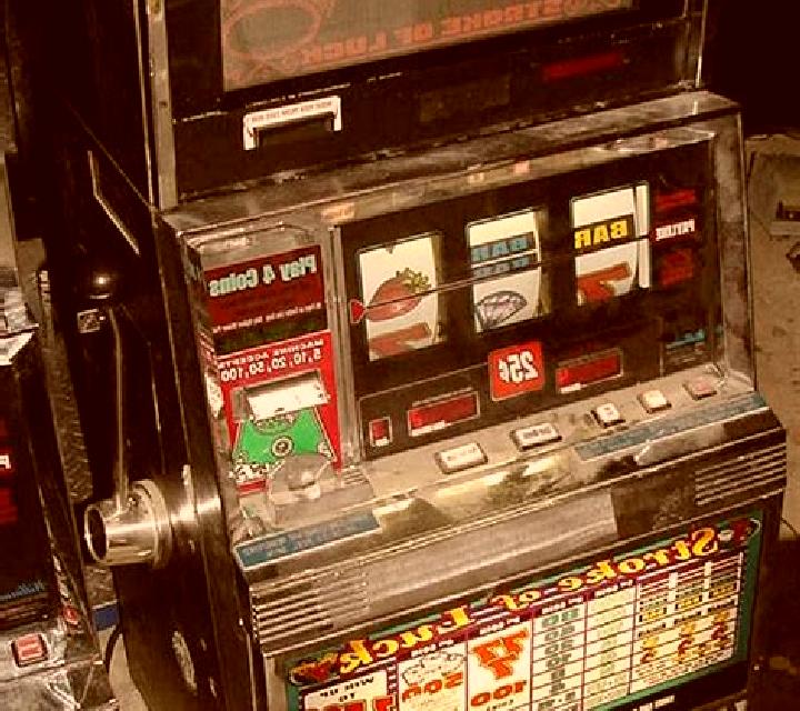 Battle of Luck slot machine