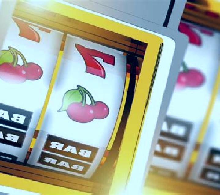 Belote slot machine