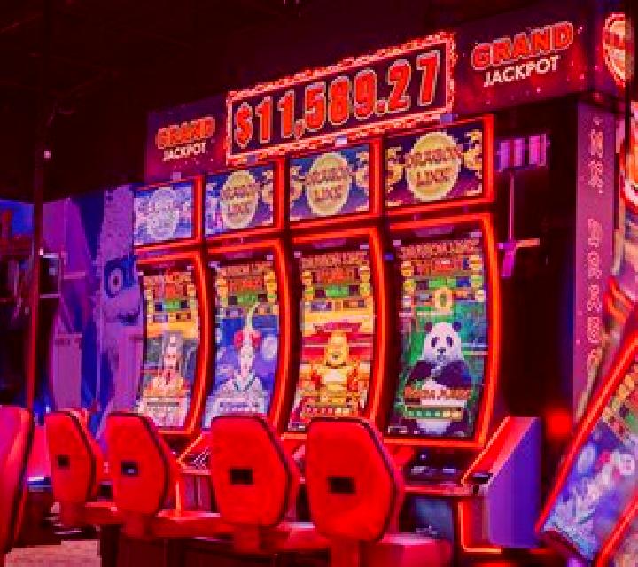 Big Dragon Lounge slot machine