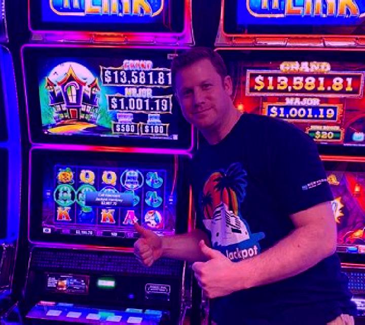 Big Guy online slot