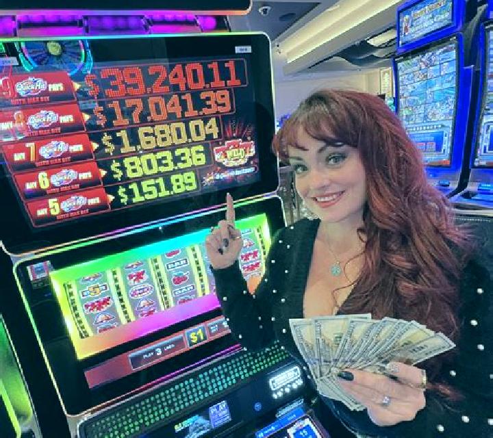 Big Hi-Lo slot machine