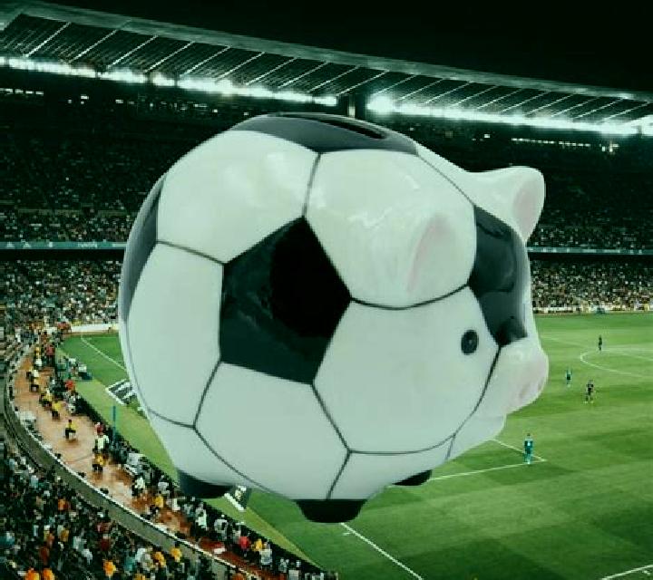 Bigger Piggy Bank Soccer slot machine