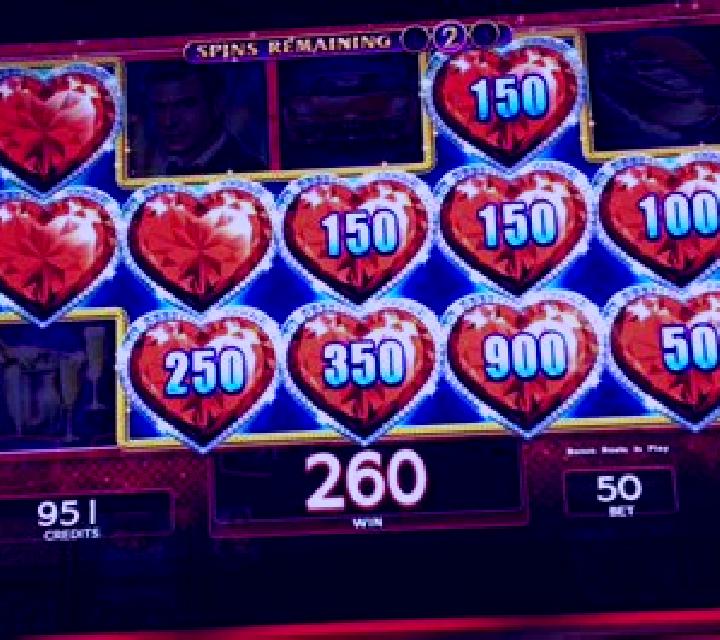 Black Hearts slot machine