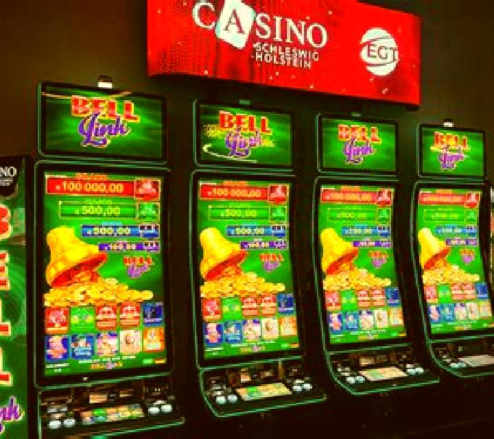 Black Lounge Bell Link slot
