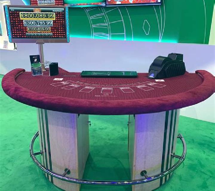 Blackjack L (Evolution Gaming) slot