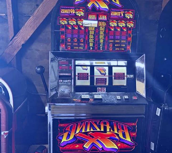 Blazing City Night slot machine