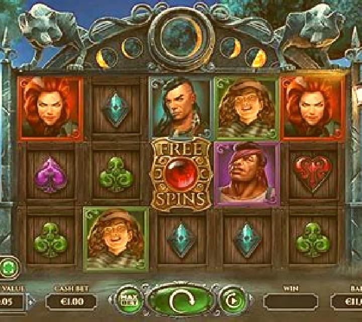 Blood Moon Express online slot