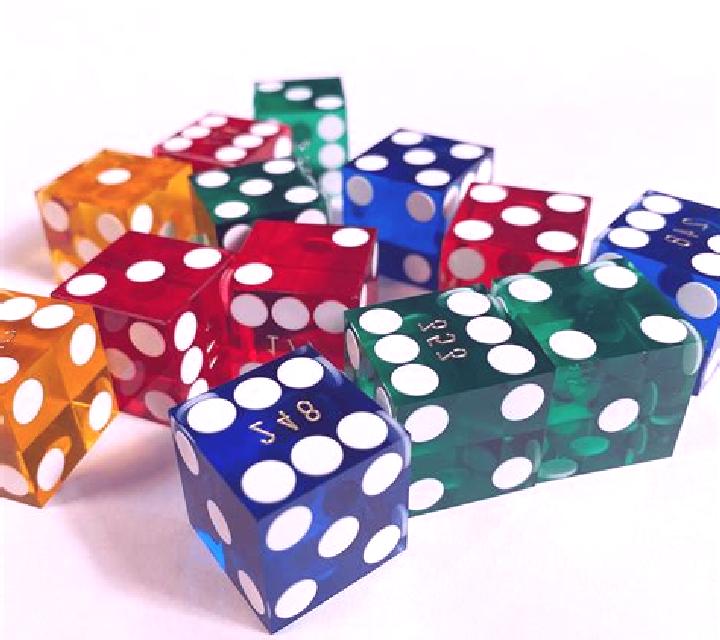 Blood Romance Dice slot game