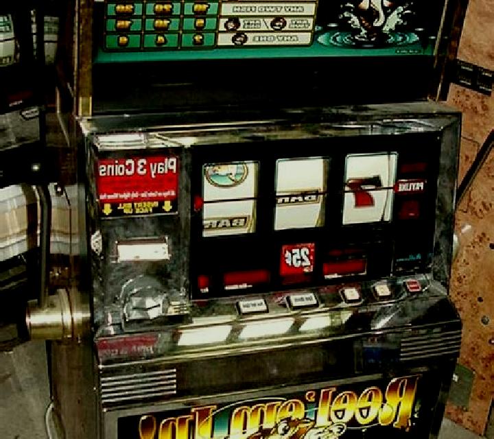 Bloom Em slot machine