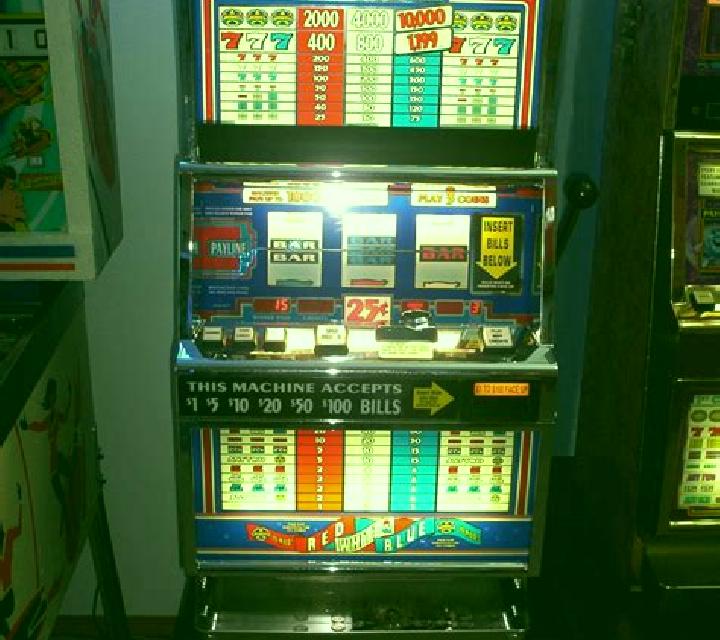 Blue Diamond Book slot machine