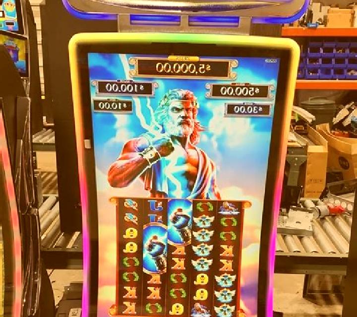 Bolts of Zeus slot machine